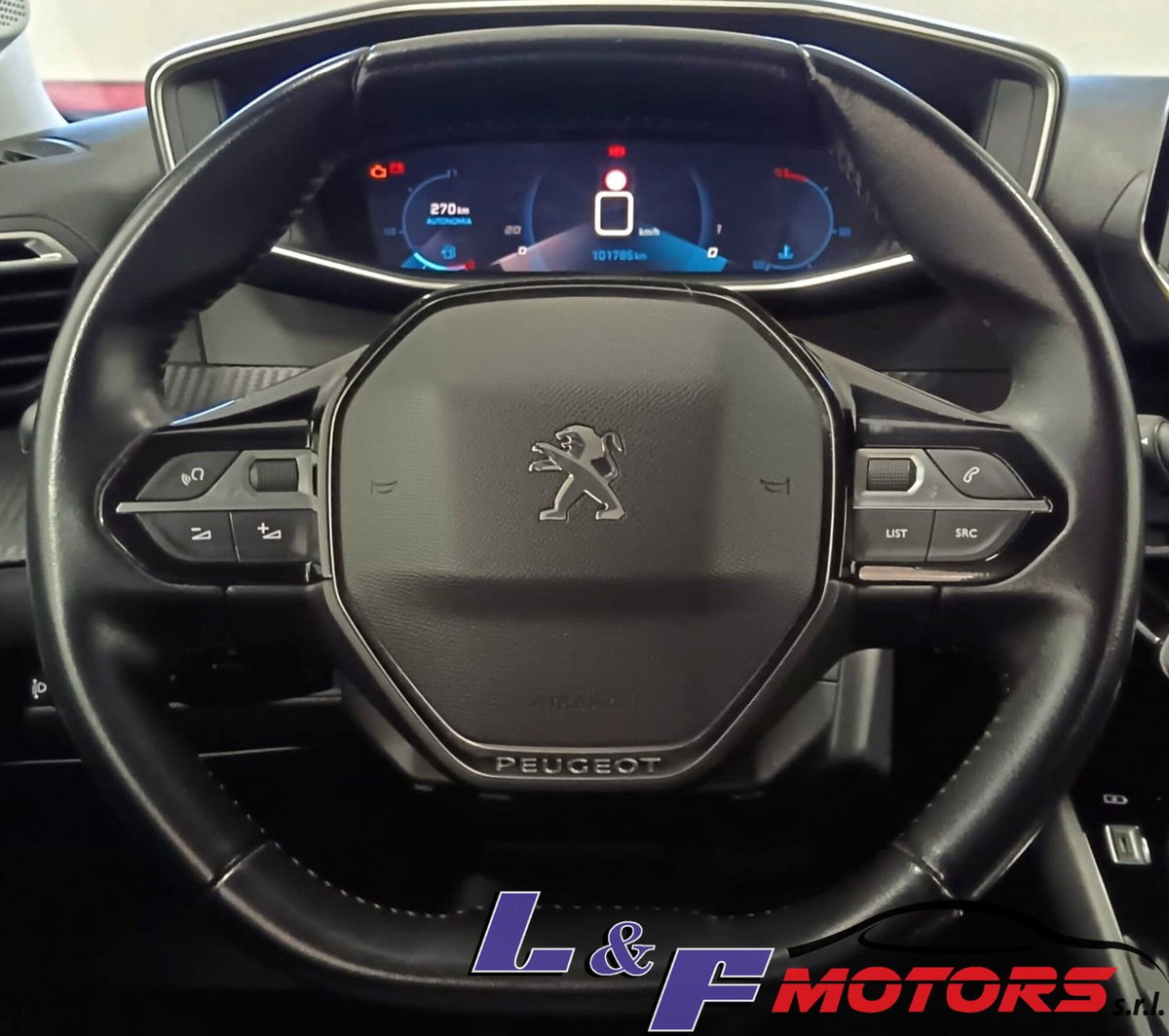 Peugeot 2008 BlueHDi 110 S&S Allure (14)