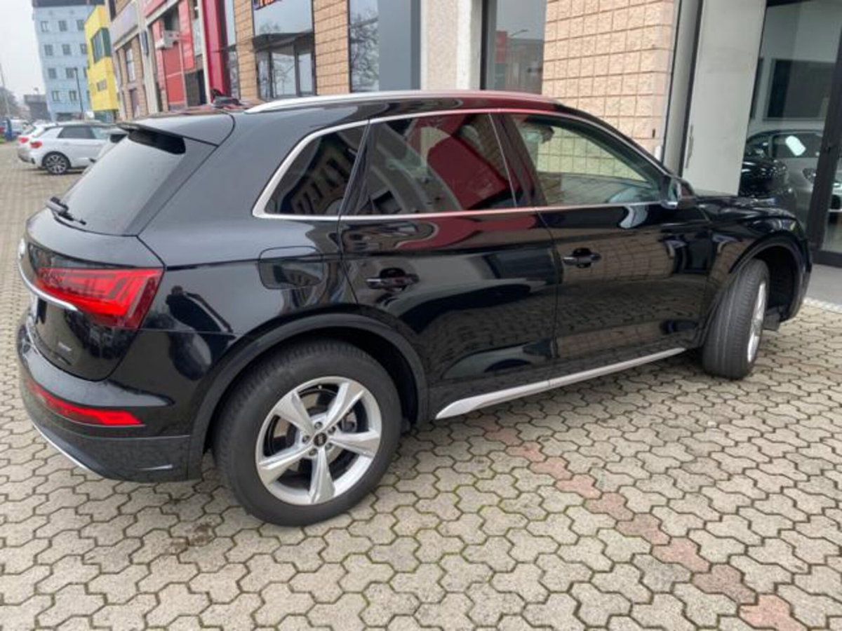 Audi Q5 40 TDI 204 CV quattro S tronic (4)
