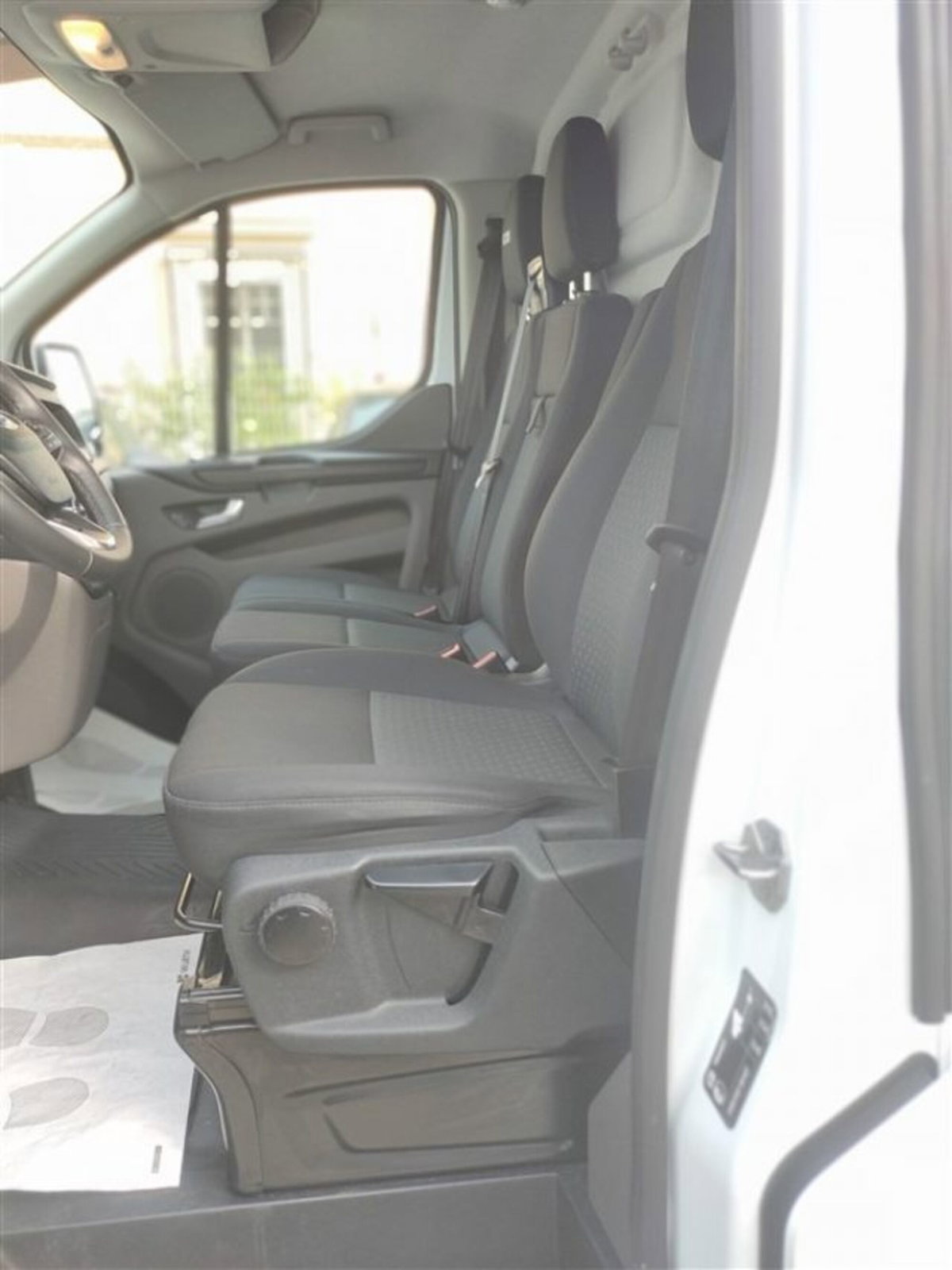 Ford Transit Custom Furgone 340 2.0 TDCi 130 PC Furgone Trend (11)
