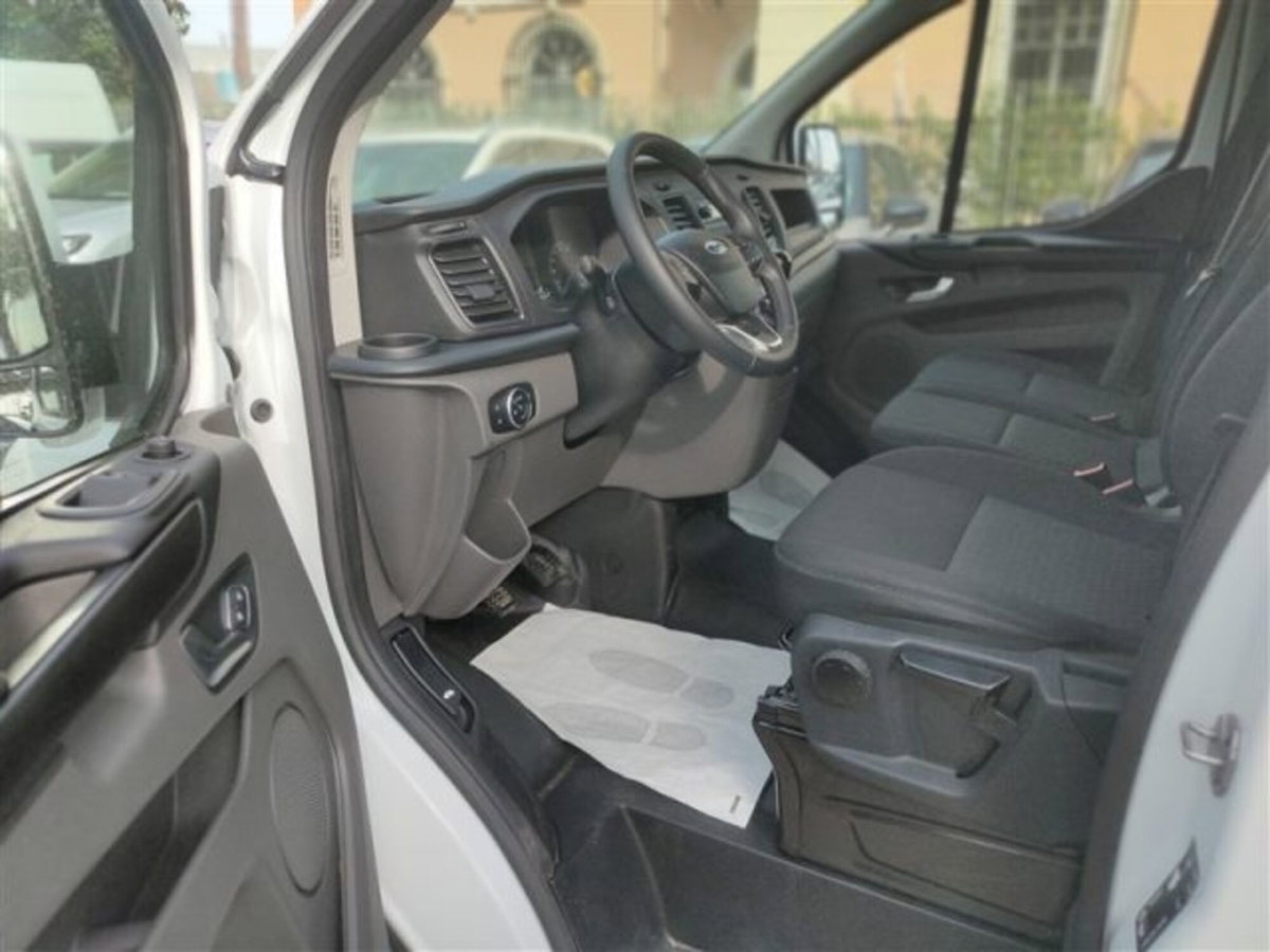 Ford Transit Custom Furgone 340 2.0 TDCi 130 PC Furgone Trend (8)