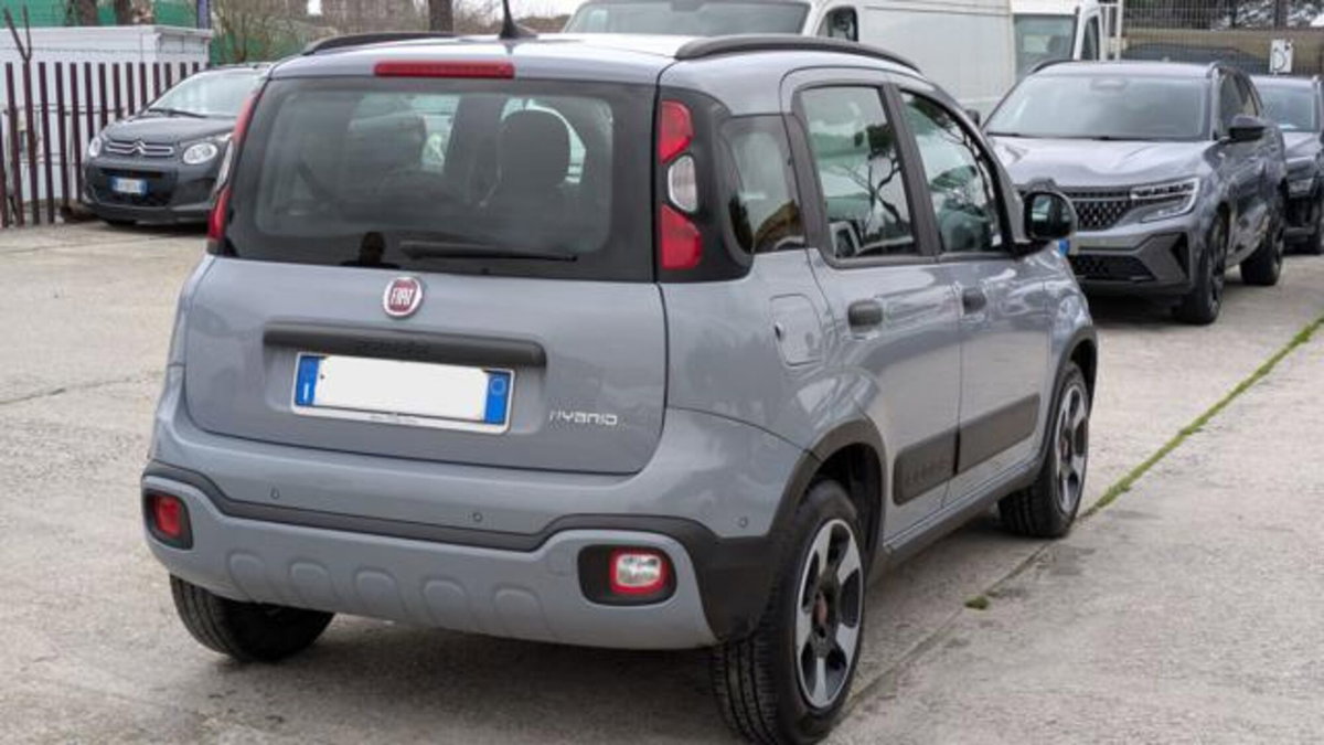 Fiat Panda Cross 1.0 firefly hybrid Cross s&s 70cv 5p.ti (4)