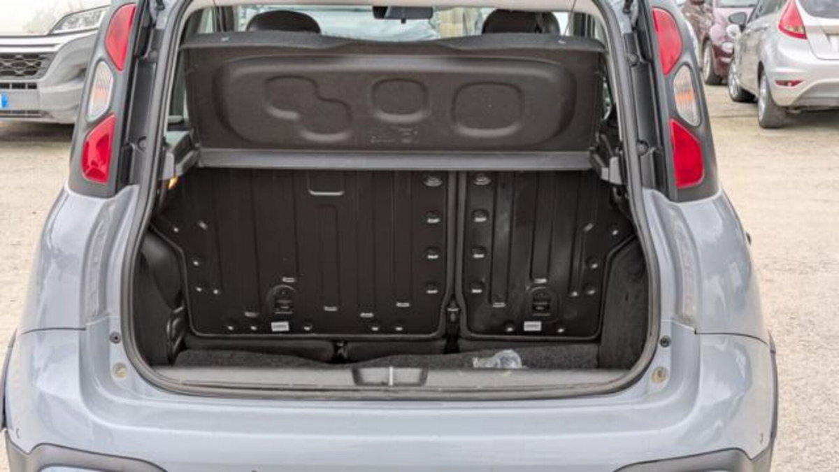 Fiat Panda Cross 1.0 firefly hybrid Cross s&s 70cv 5p.ti (17)