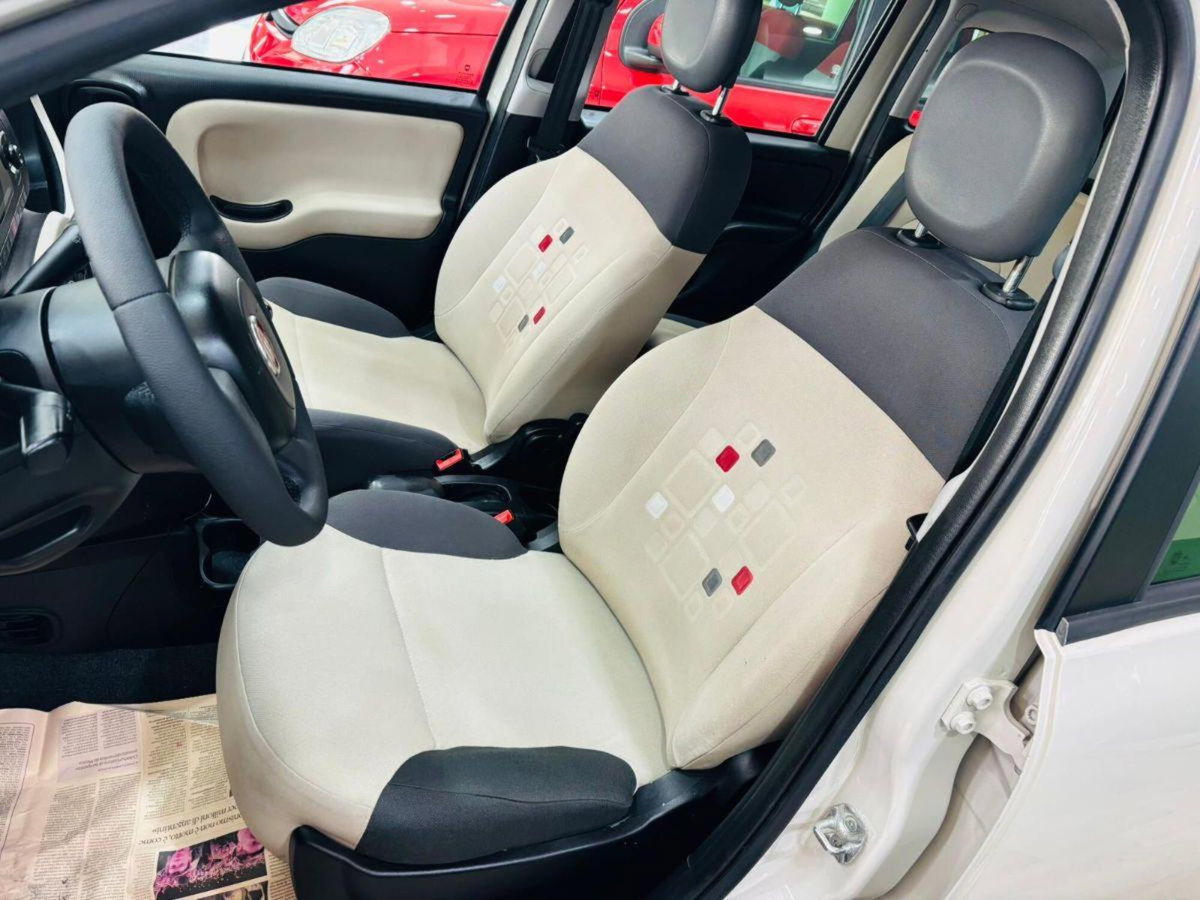 Fiat Panda 1.3 MJT 95 CV S&S Lounge (10)