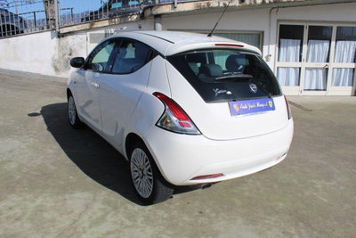 Lancia Ypsilon 1.2 69 CV 5 porte Elefantino (6)
