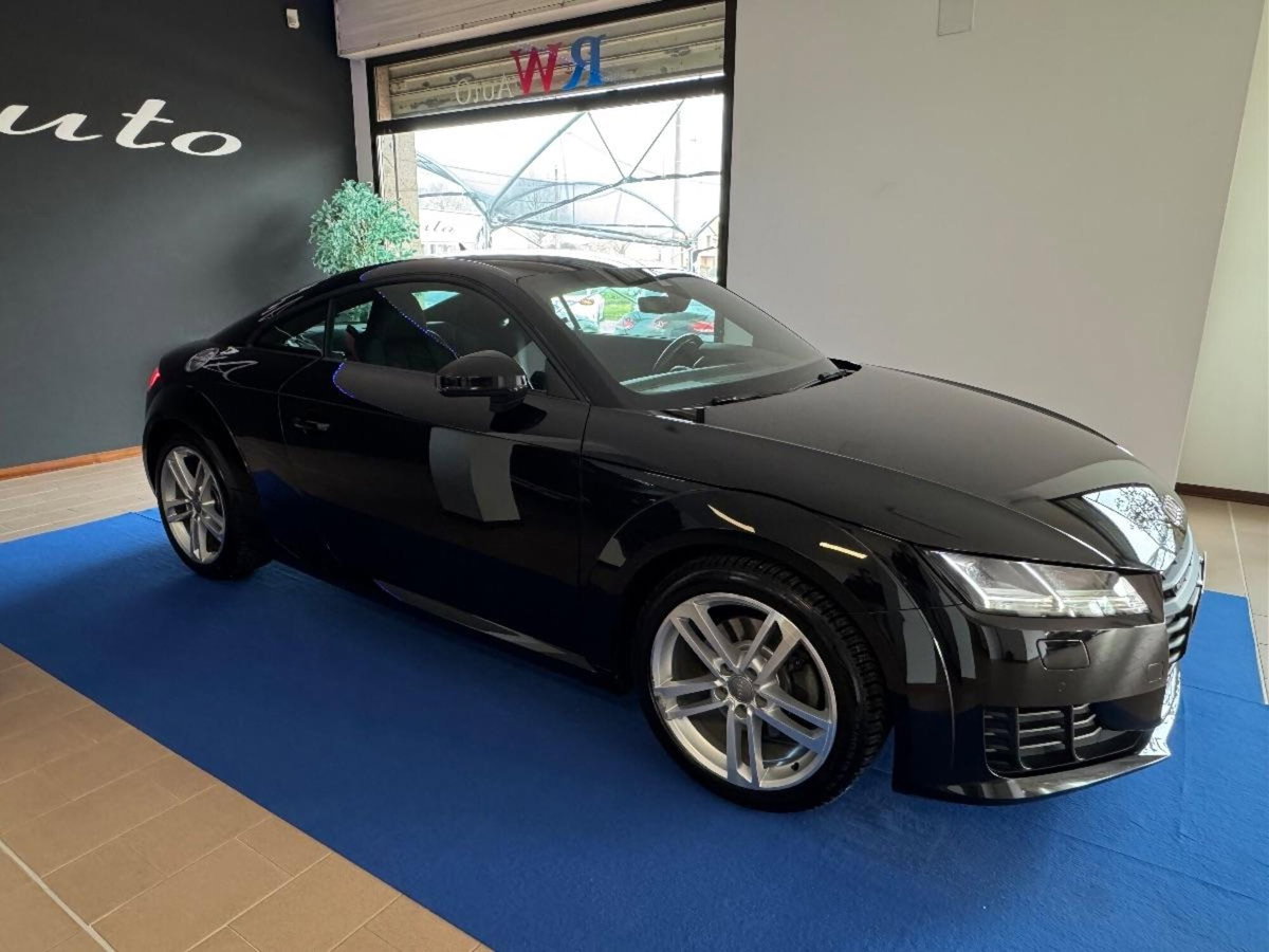 Audi TT Coupé 2.0 TFSI quattro S tronic Design (4)