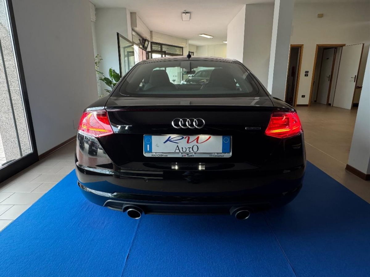Audi TT Coupé 2.0 TFSI quattro S tronic Design (7)