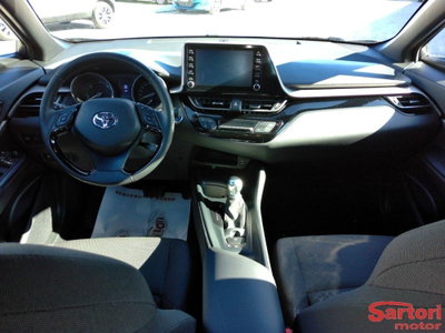 Toyota Toyota C-HR 1.8 Hybrid E-CVT Dynamic (6)