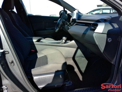 Toyota Toyota C-HR 1.8 Hybrid E-CVT Dynamic (9)