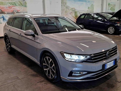 Volkswagen Golf Variant Alltrack 2.0 TDI DSG 4MOTION Executive BMT (2)