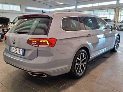 Volkswagen Golf Variant Alltrack 2.0 TDI DSG 4MOTION Executive BMT (5)