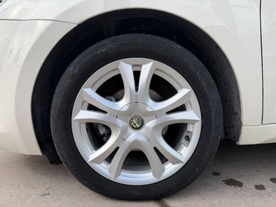 Alfa Romeo MiTo 1.4 T 120 CV GPL Progression (13)