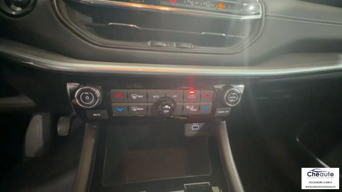 Jeep Compass 1.6 Multijet II 2WD Limited (12)