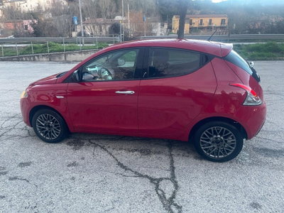 Lancia Ypsilon 1.3 MJT 16V 95 CV 5 porte S&S Silver (8)