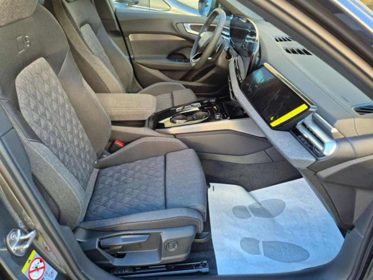 Audi A5 Avant 2.0 tdi mhev+ S line edition 204cv s-tronic (11)