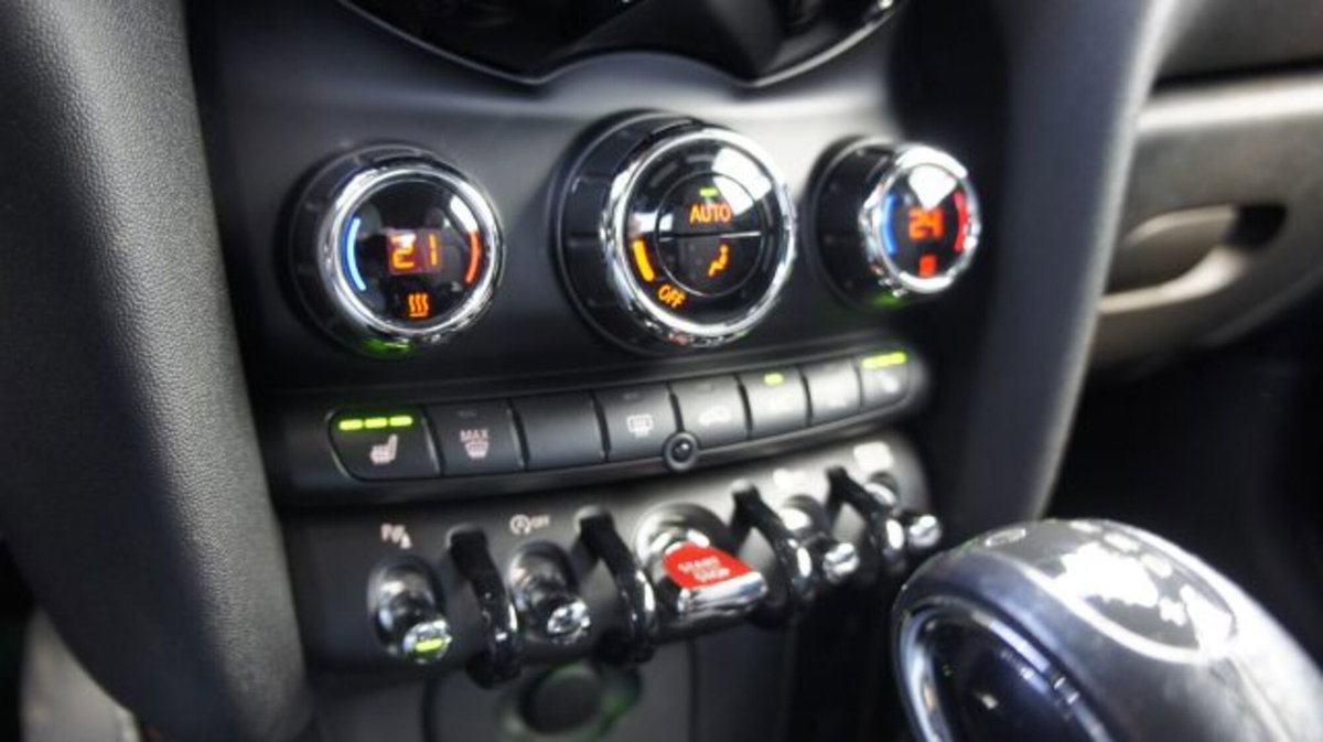 MINI Mini 1.5 Cooper D (14)