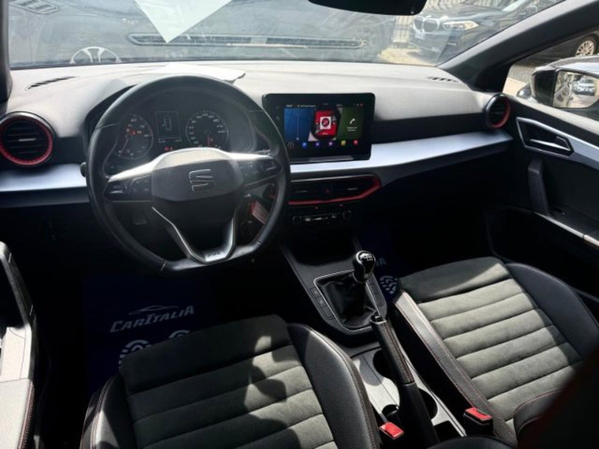 SEAT Ibiza 1.0 TGI 5 porte FR (11)
