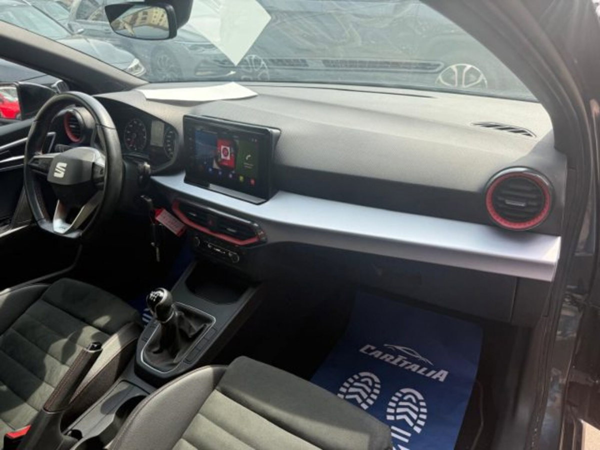 SEAT Ibiza 1.0 TGI 5 porte FR (12)