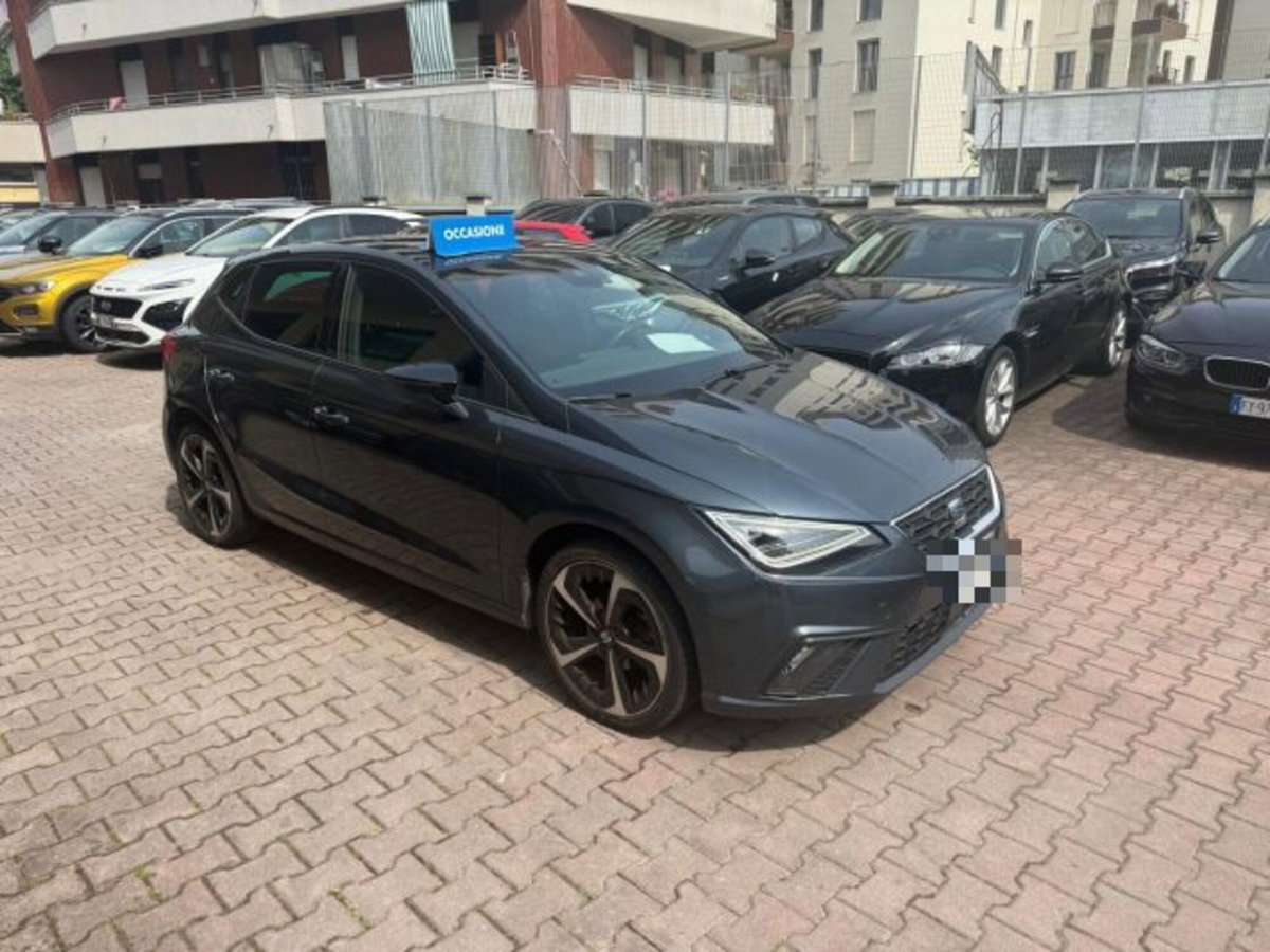 SEAT Ibiza 1.0 TGI 5 porte FR (3)