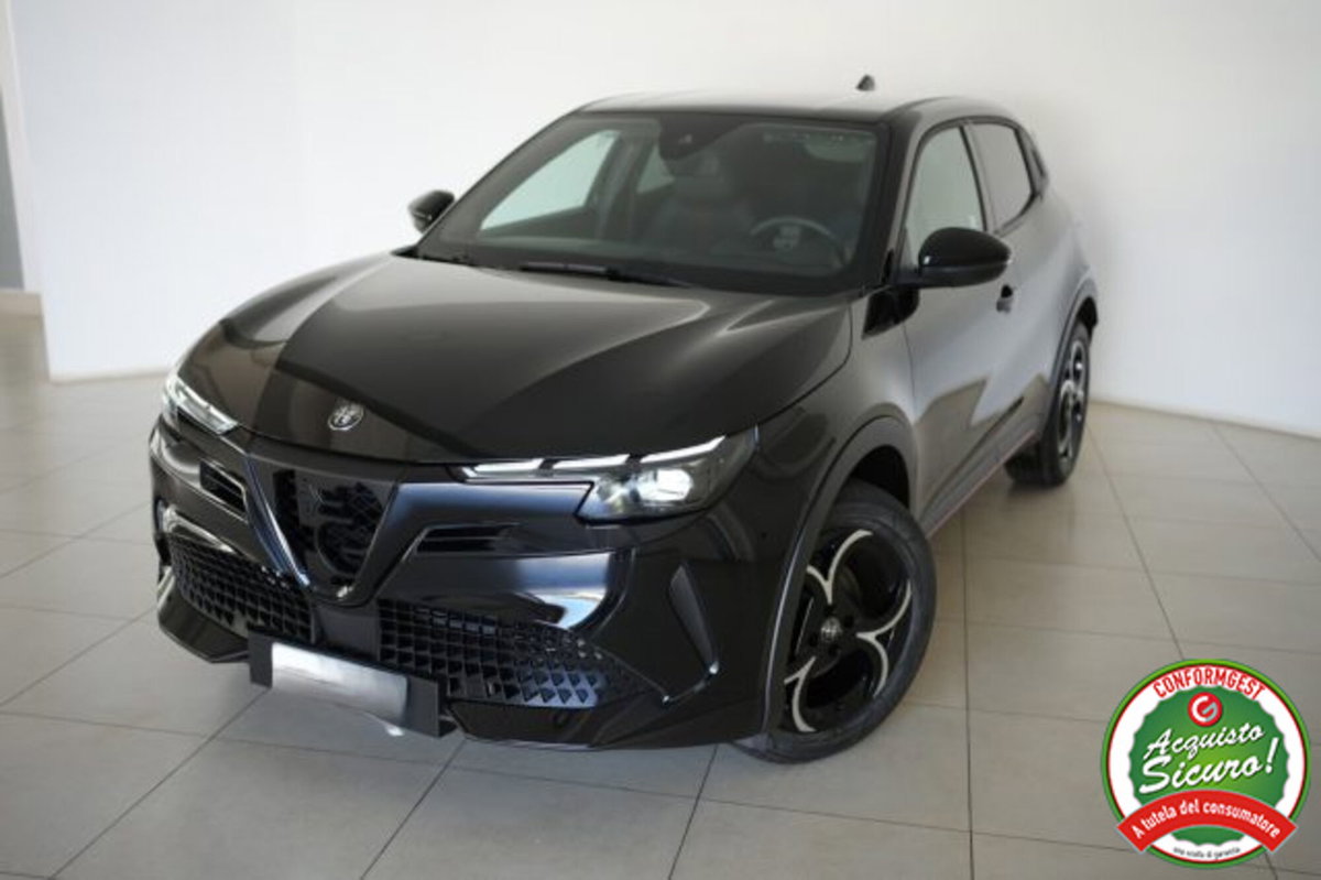 Alfa Romeo Junior 1.2 ibrida Speciale 145cv edct6