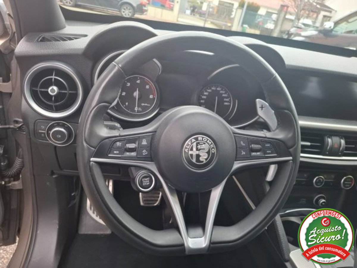 Alfa Romeo Stelvio Stelvio 2.2 Turbodiesel 210 CV AT8 Q4 Executive (12)