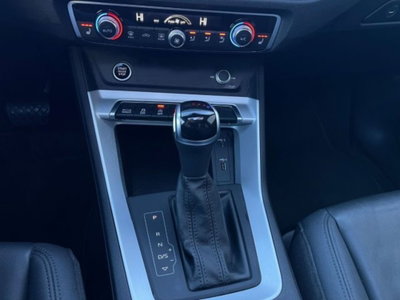 Audi Q3 Sportback 35 2.0 tdi Identity Black s-tronic (13)