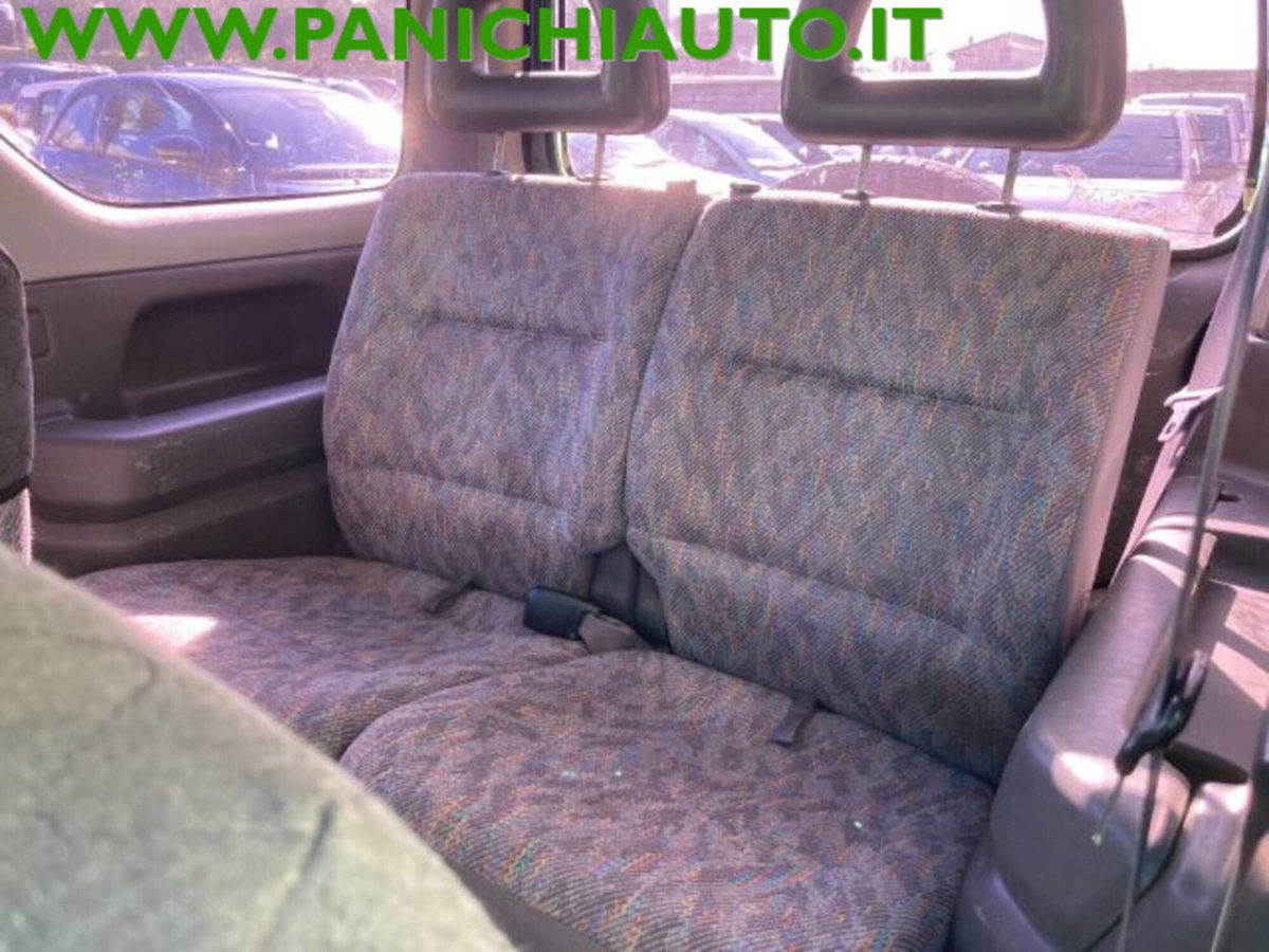 Suzuki Jimny 1.3i 16V cat JX (10)