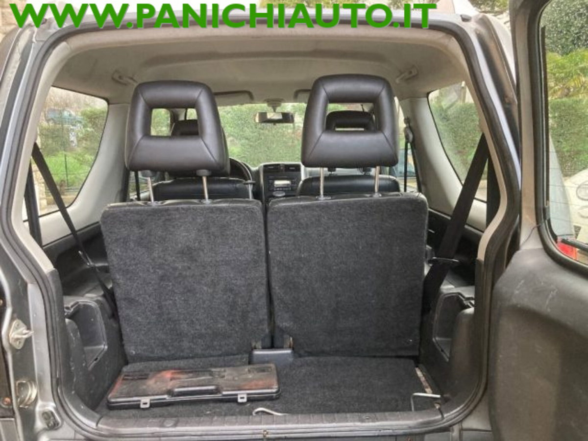 Suzuki Jimny 1.5 DDiS cat 4WD JLX Più (9)