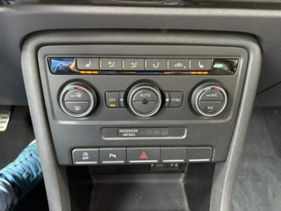 Volkswagen Maggiolino 2.0 TDI Sport BlueMotion Technology (12)