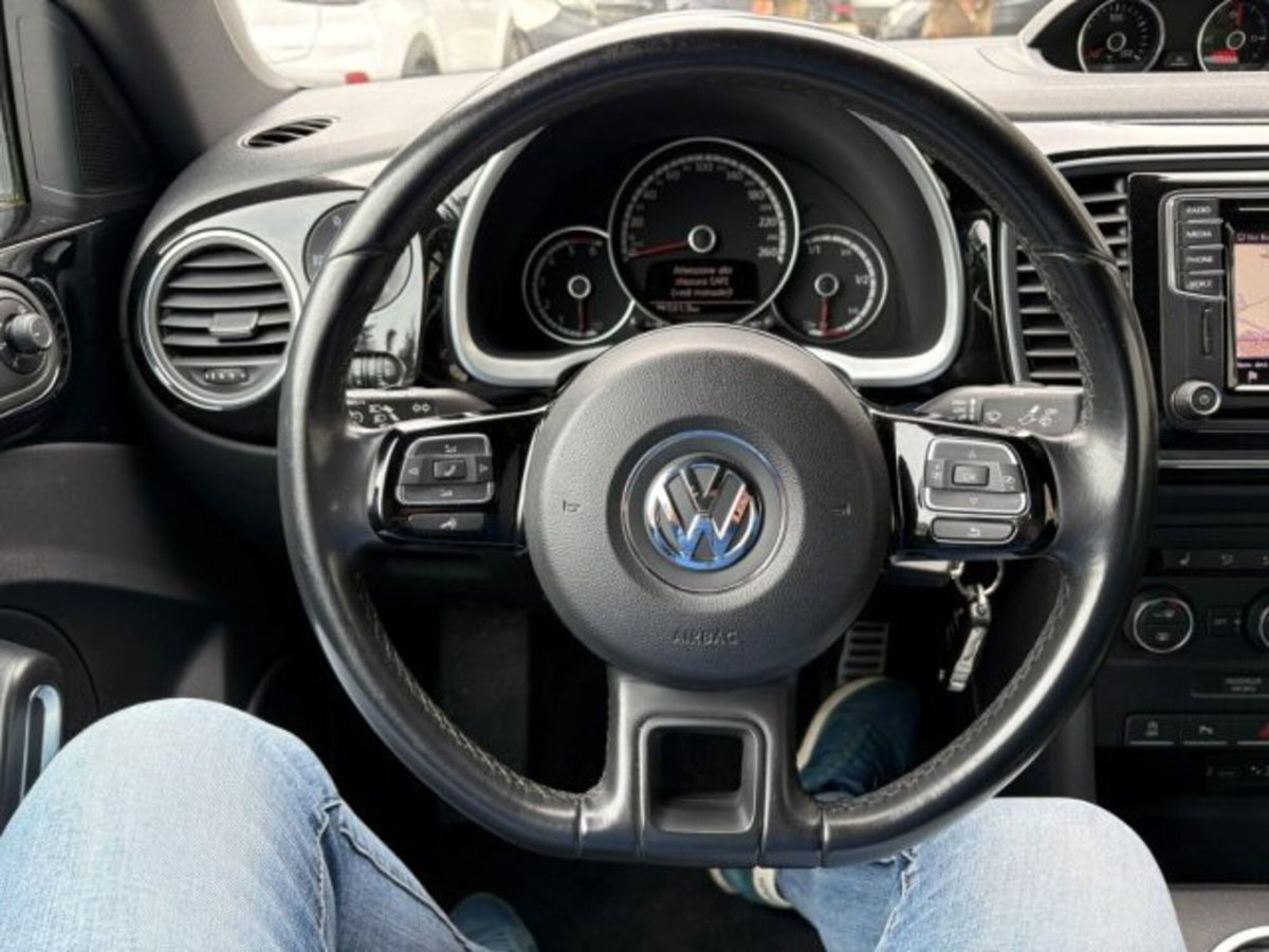Volkswagen Maggiolino 2.0 TDI Sport BlueMotion Technology (14)
