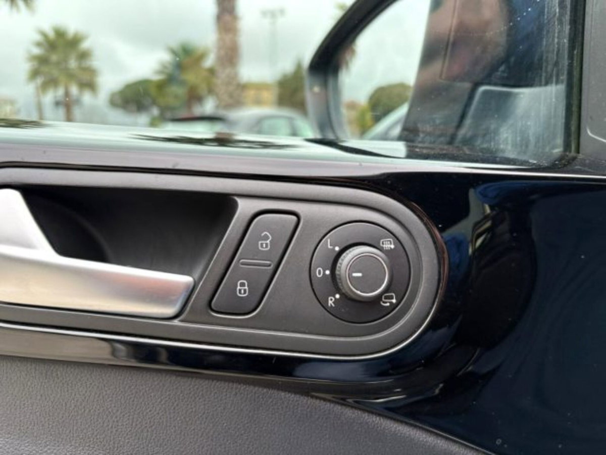 Volkswagen Maggiolino 2.0 TDI Sport BlueMotion Technology (17)