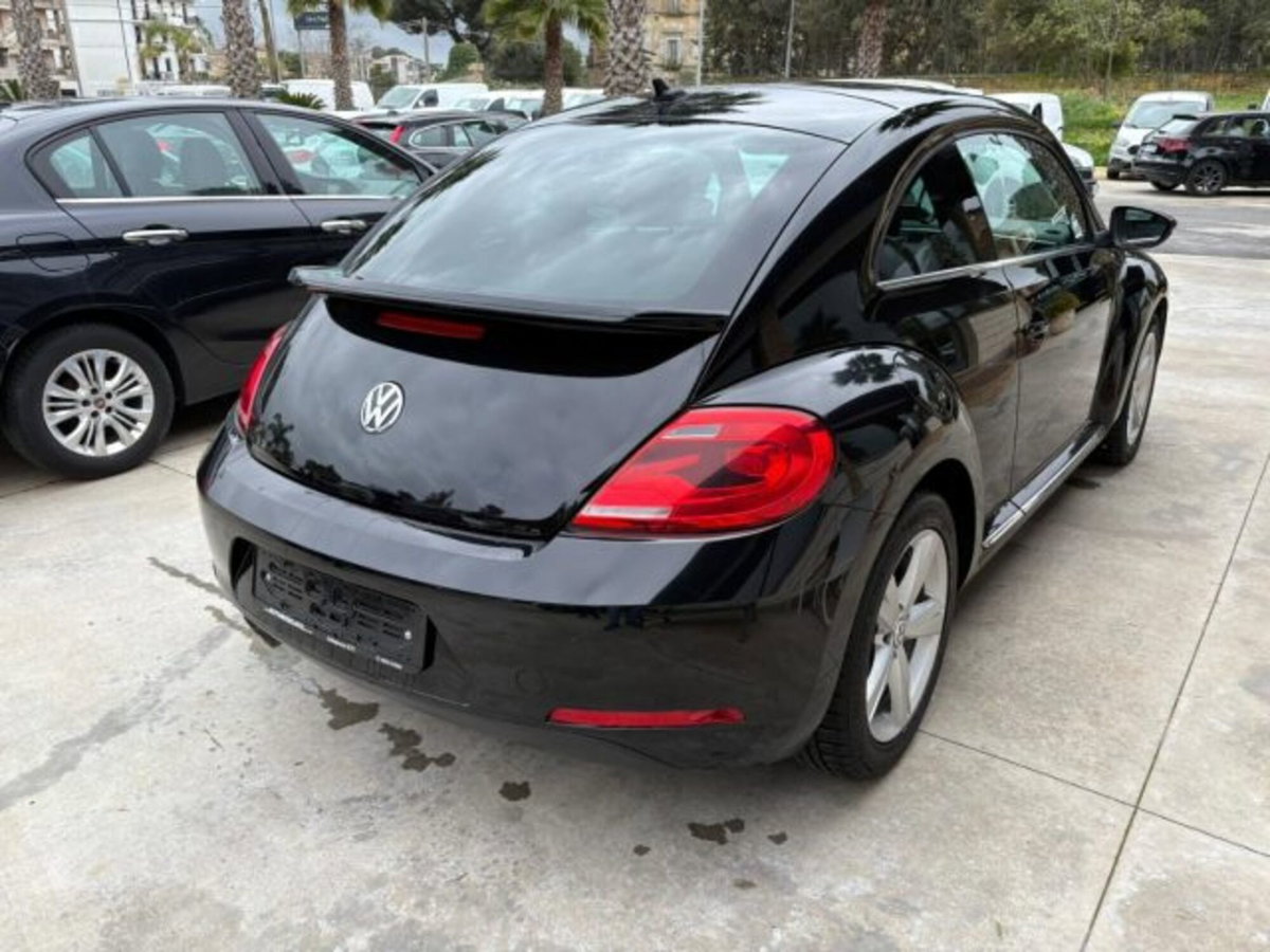 Volkswagen Maggiolino 2.0 TDI Sport BlueMotion Technology (5)
