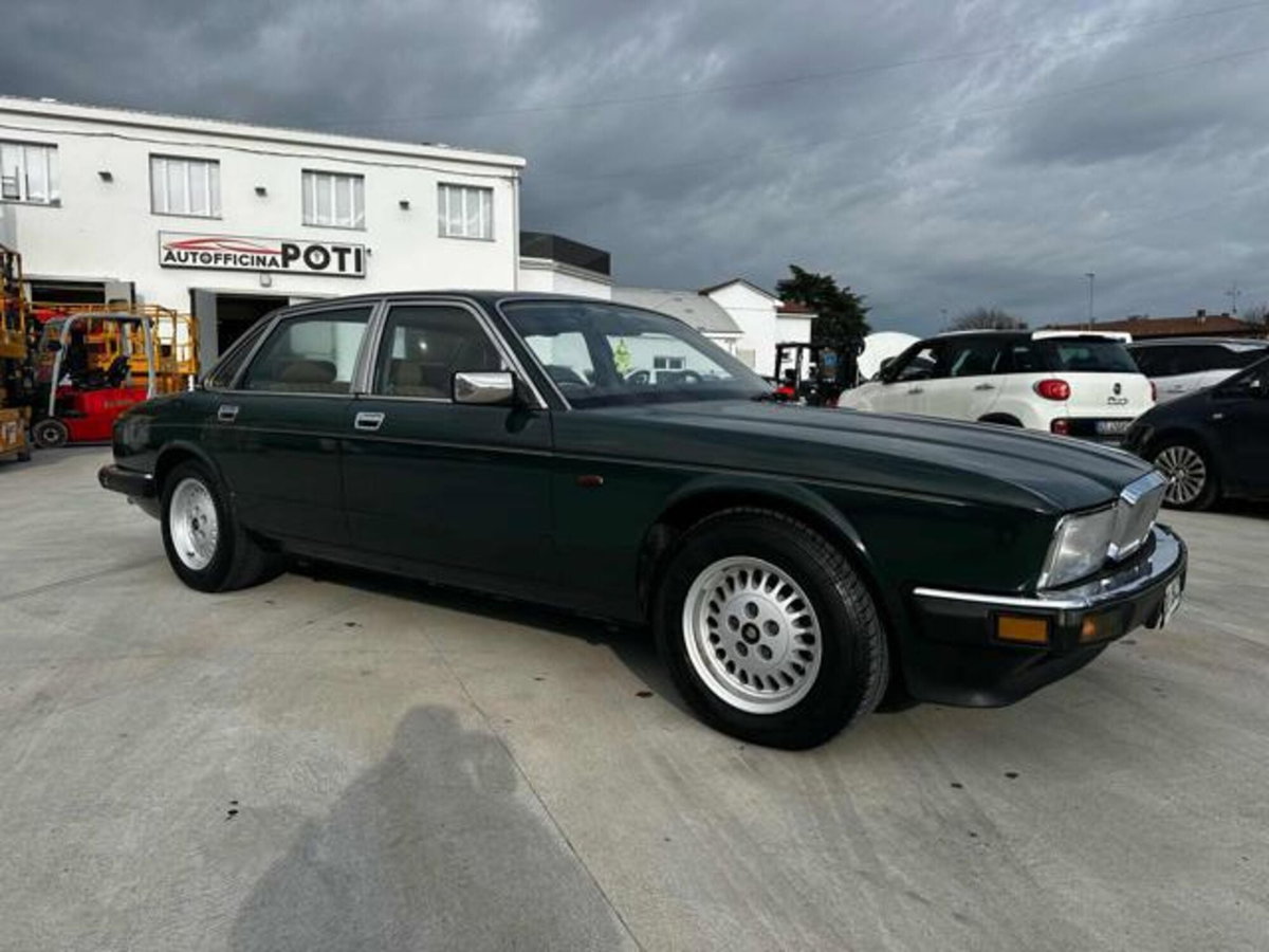 Jaguar Sovereign 3.6 (3)