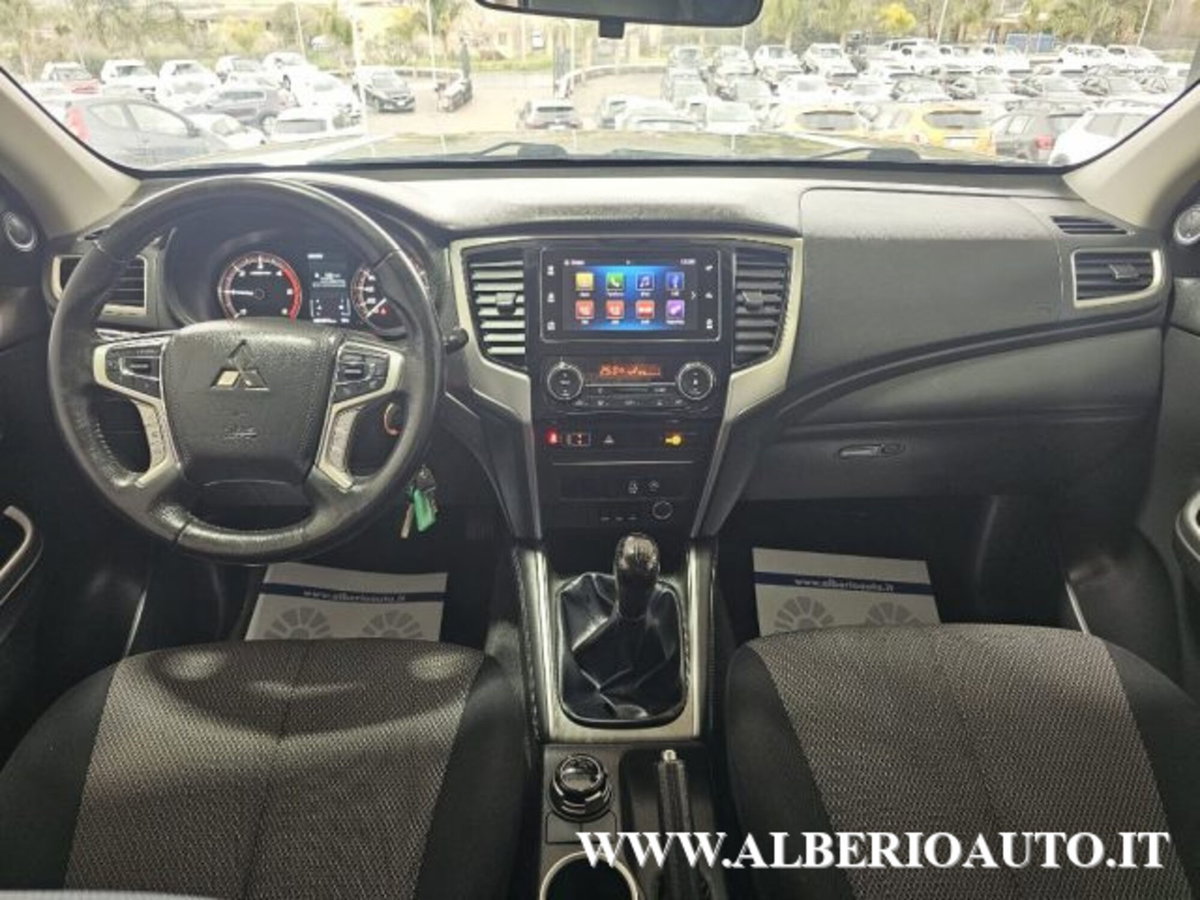 Mitsubishi L200 2.3 D Club Cab 4x4 Super Select Intense (20)