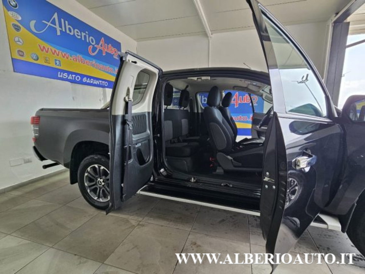 Mitsubishi L200 2.3 D Club Cab 4x4 Super Select Intense (6)