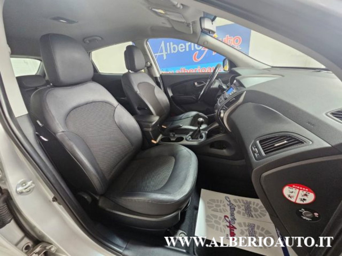 Hyundai ix35 1.7 CRDi 2WD Xpossible (10)