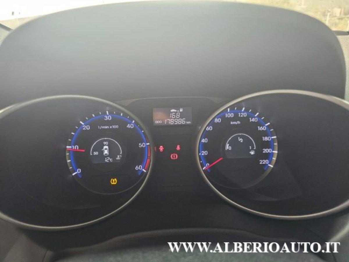 Hyundai ix35 1.7 CRDi 2WD Xpossible (19)