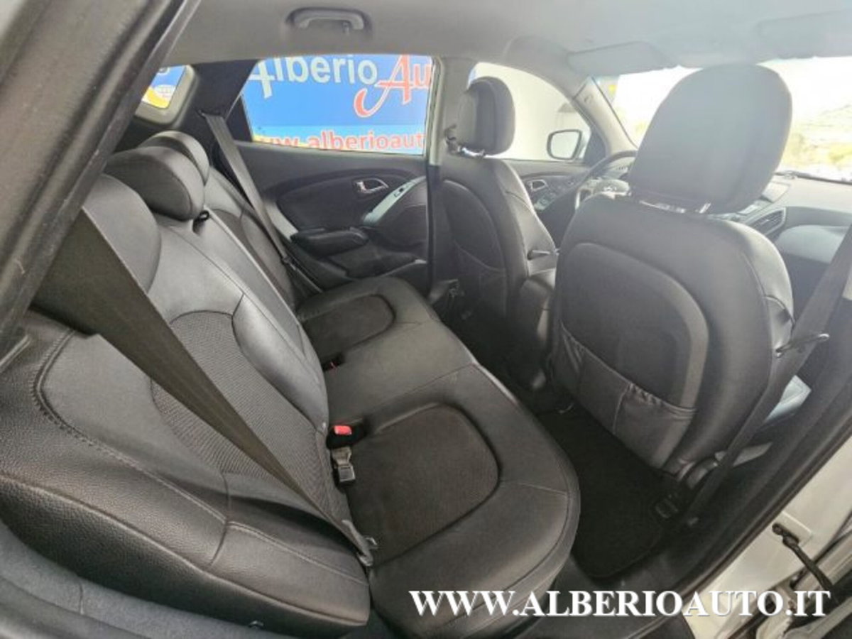 Hyundai ix35 1.7 CRDi 2WD Xpossible (8)