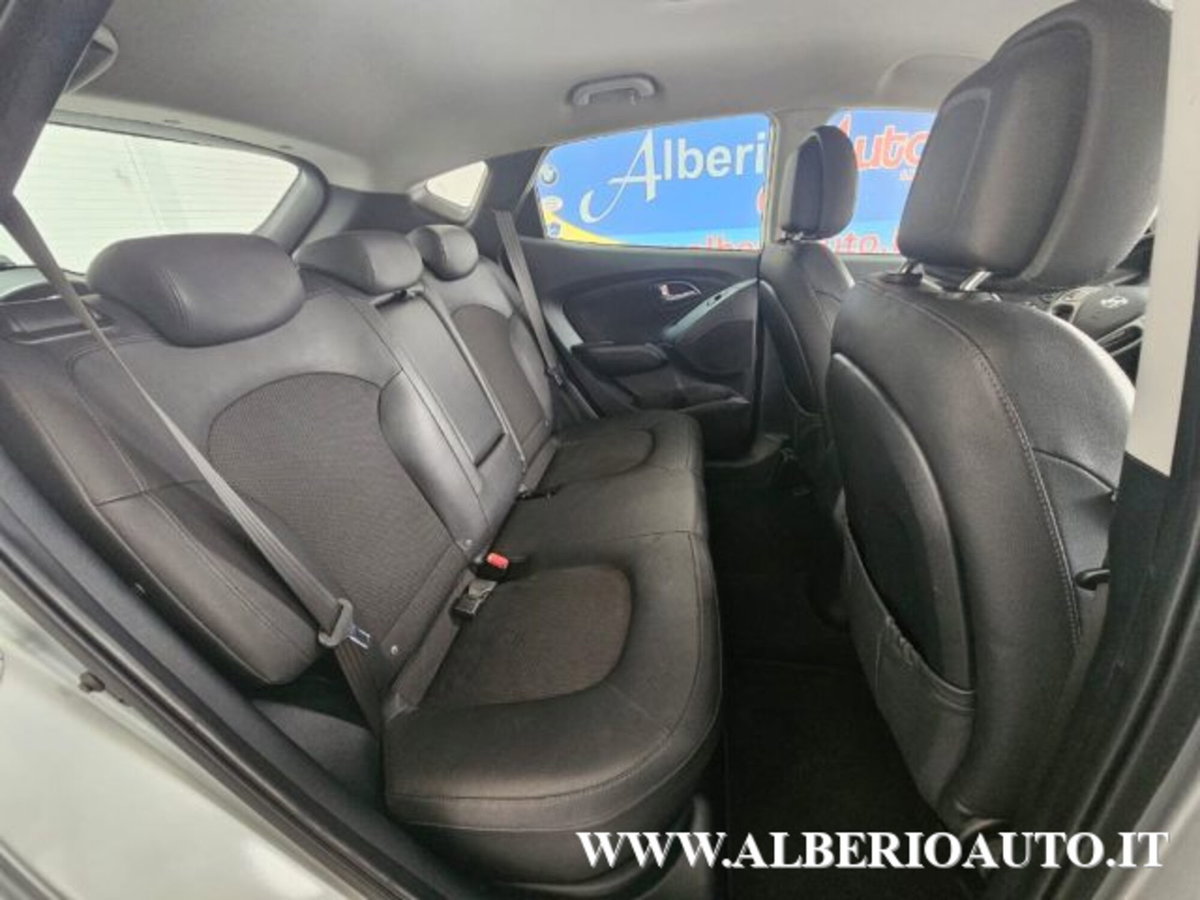 Hyundai ix35 1.7 CRDi 2WD Xpossible (9)