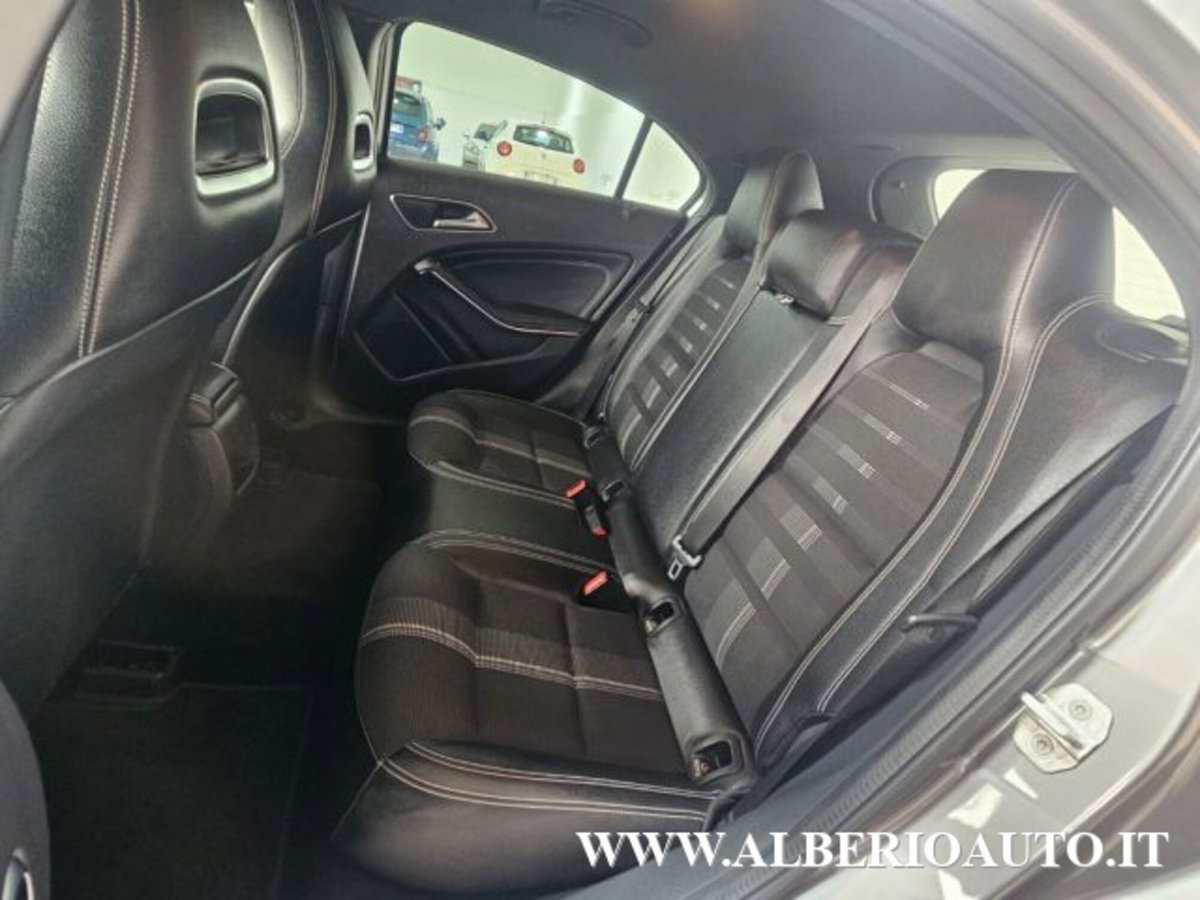 Mercedes-Benz Classe A 180 d Automatic Premium (11)