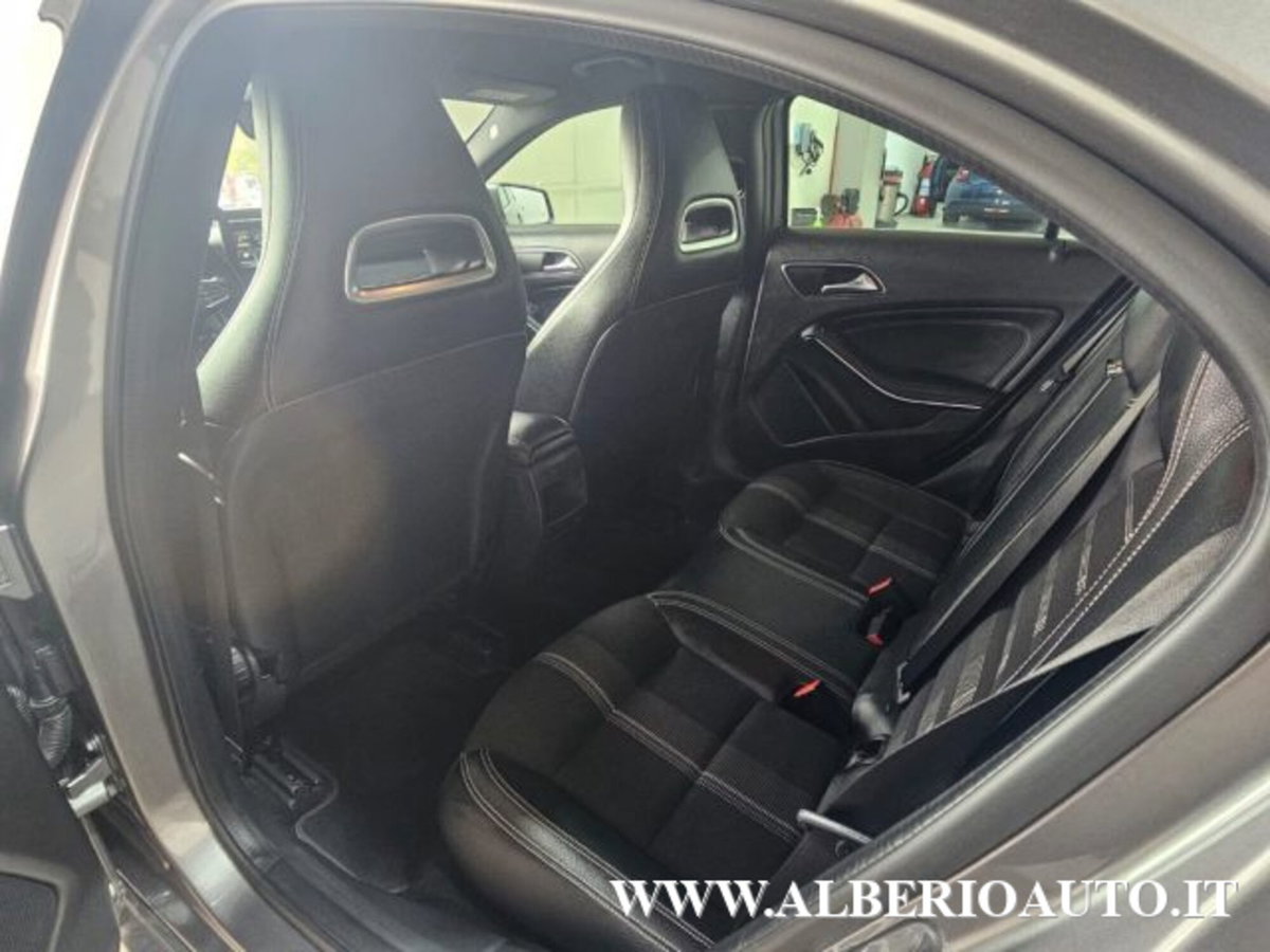 Mercedes-Benz Classe A 180 d Automatic Premium (14)