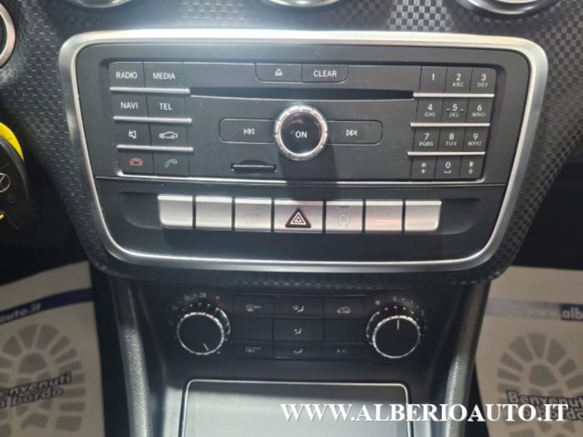 Mercedes-Benz Classe A 180 d Automatic Premium (16)