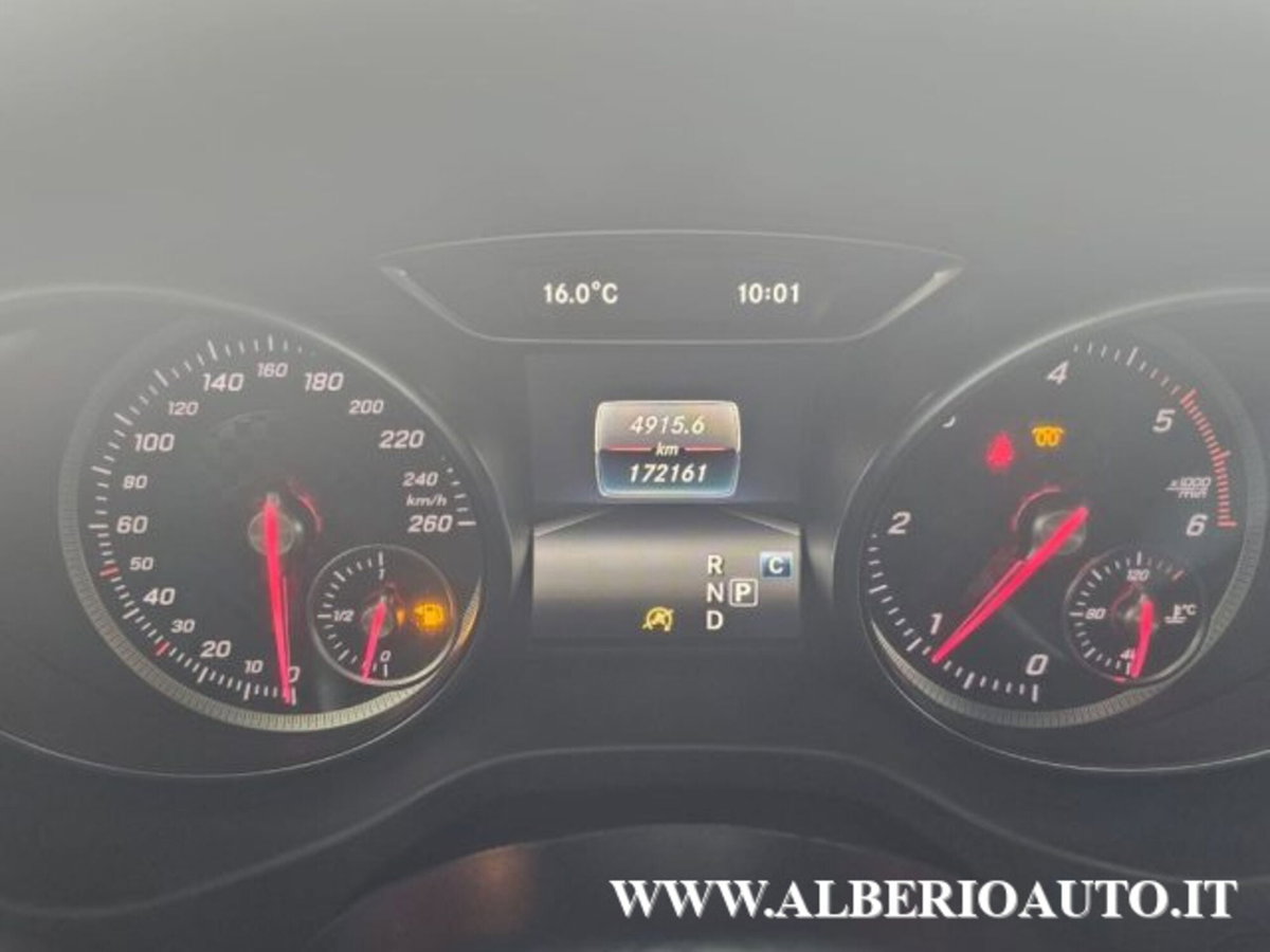 Mercedes-Benz Classe A 180 d Automatic Premium (18)