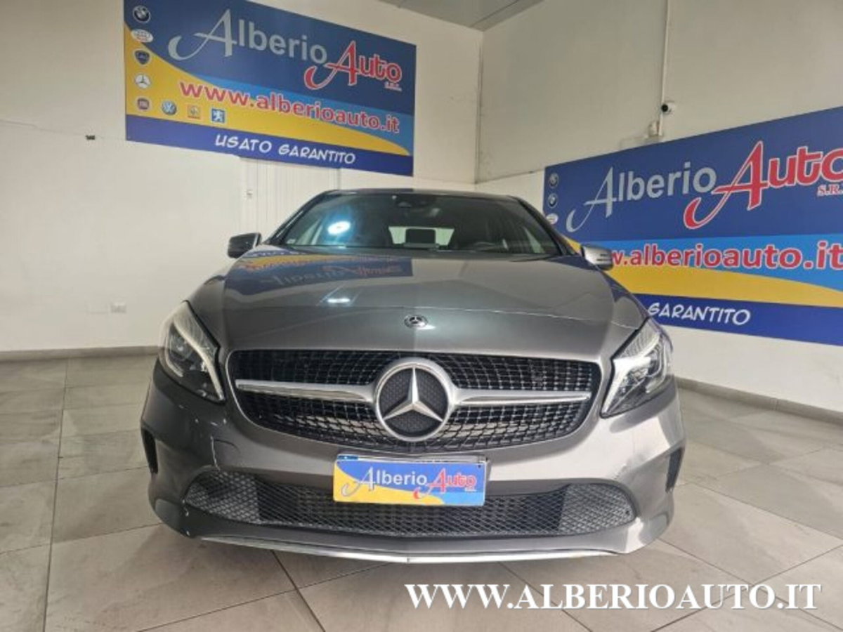 Mercedes-Benz Classe A 180 d Automatic Premium (2)