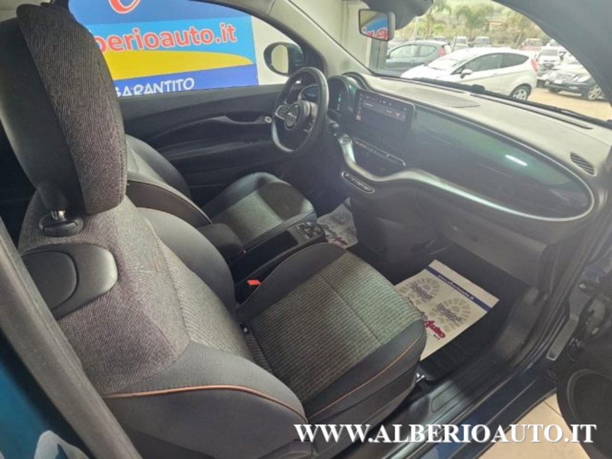 Fiat 500e Icon Berlina 42 kWh (10)