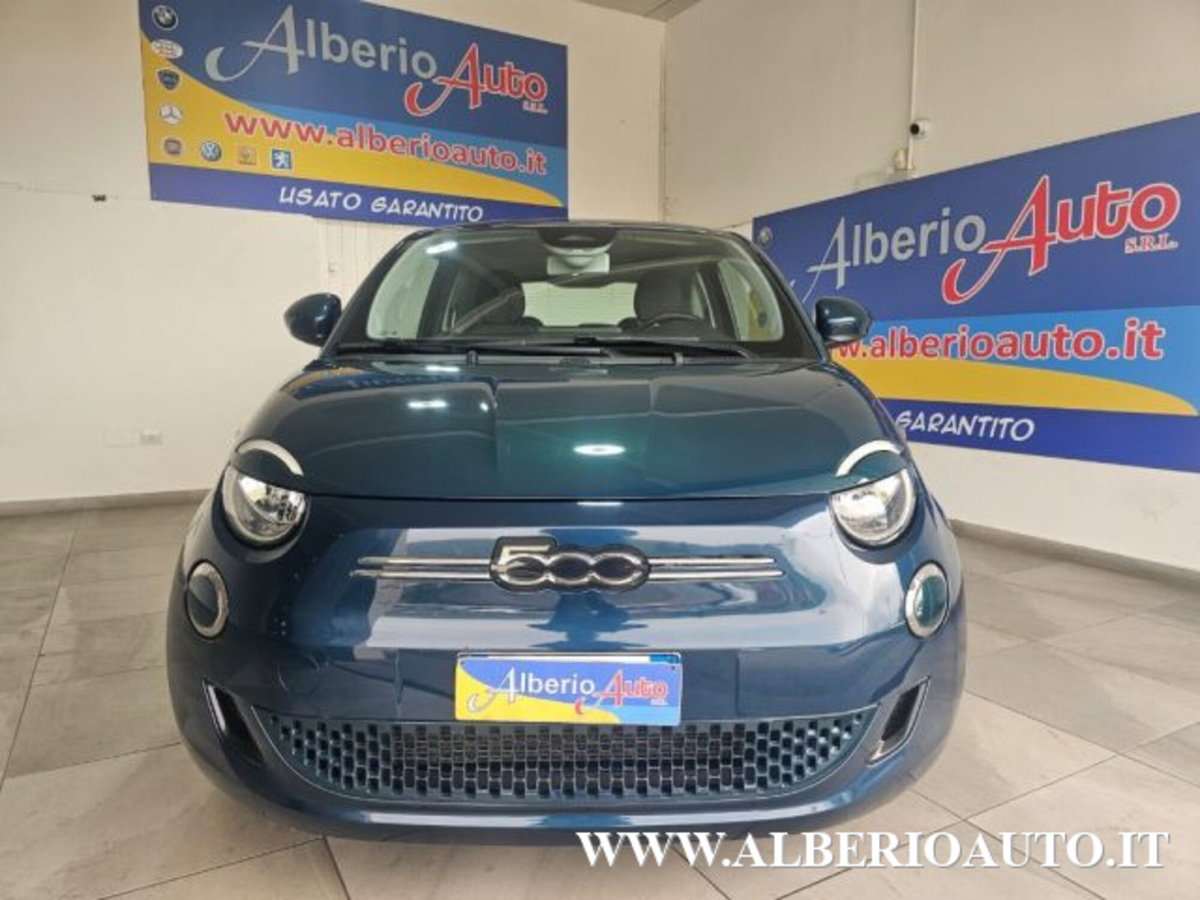 Fiat 500e Icon Berlina 42 kWh (2)