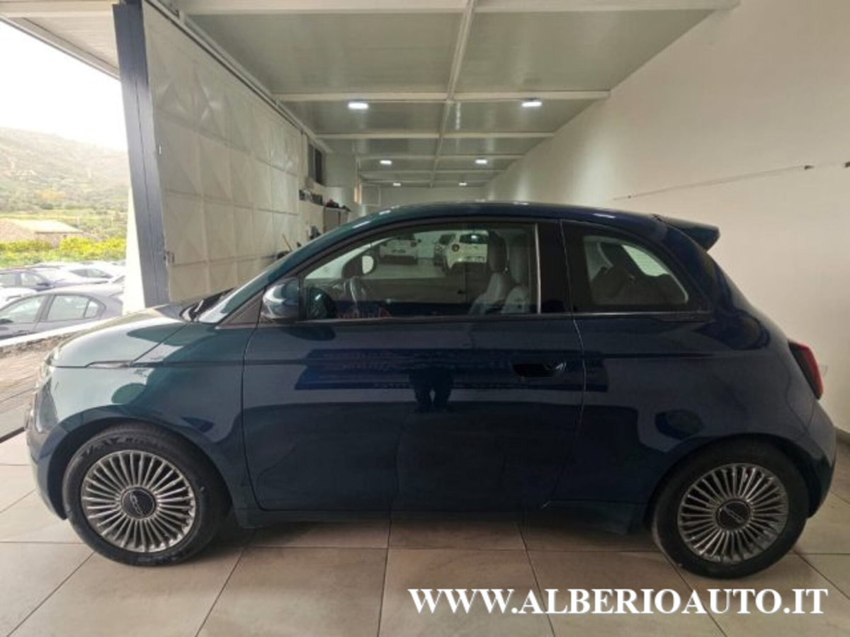 Fiat 500e Icon Berlina 42 kWh (5)