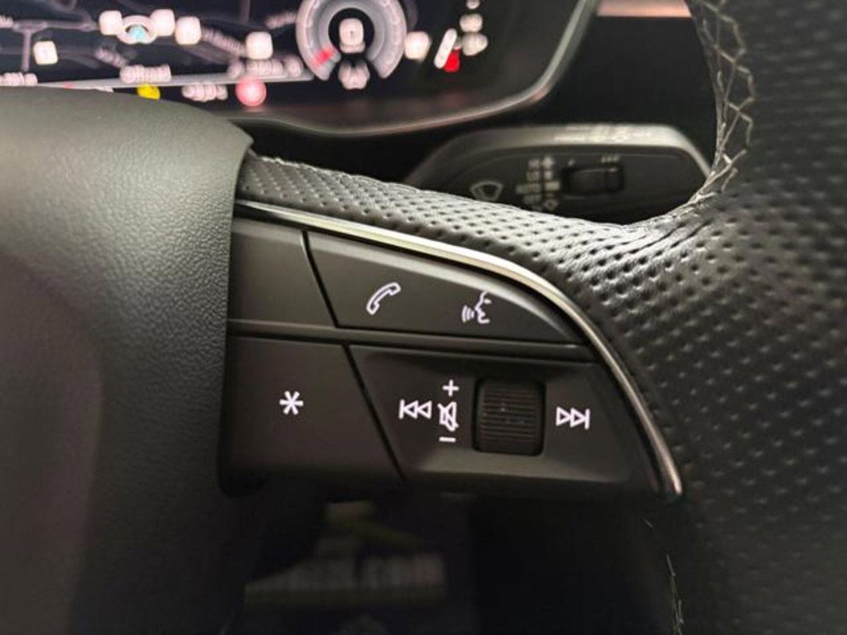 Audi Q3 Sportback 40 TDI quattro S tronic S line edition (19)