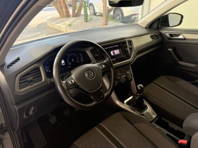 Volkswagen T-Roc 2.0 tdi Style 115cv (17)