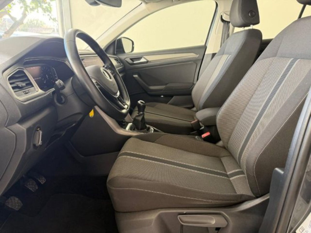 Volkswagen T-Roc 2.0 tdi Style 115cv (19)