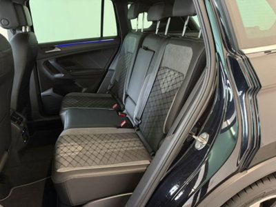 Volkswagen Tiguan 2.0 TDI 150 CV SCR DSG 4MOTION R-Line (13)